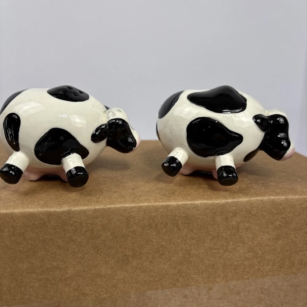 Vintage Spotted Milk Cow Salt & Pepper Shakers Small Black White Novelty Ceramic